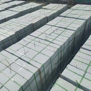 宿迁 芝麻白1.8公分火烧300*600地铺，清仓大甩卖