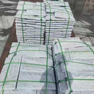 宿迁 芝麻白蘑菇石装车出货