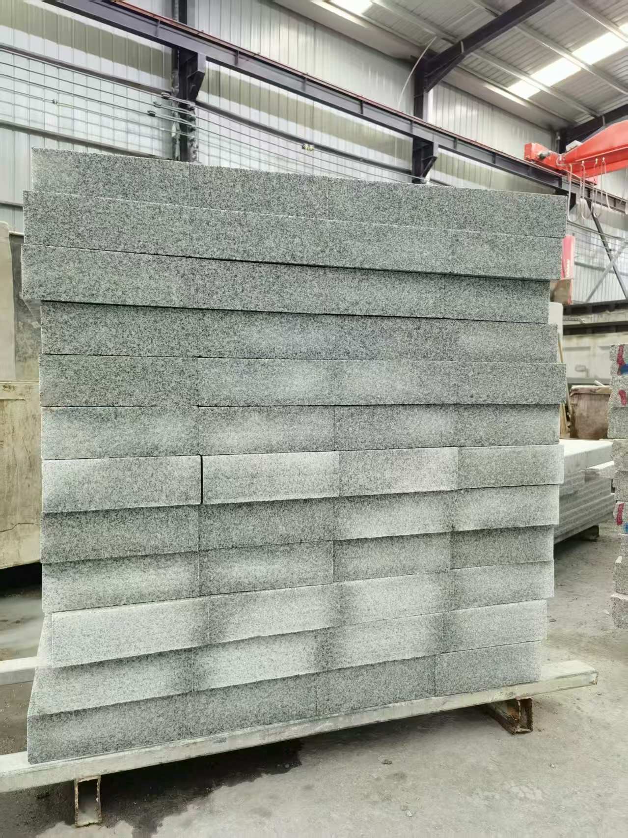 宿迁 芝麻白10公分300*600广场地铺，A料定制，尺寸标准，厚薄均匀